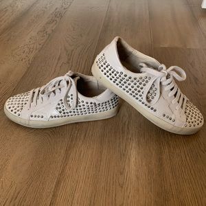 Shu shop rock stud studded star sneakers